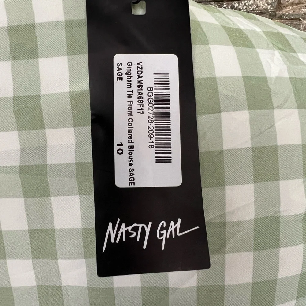 Nasty Gal Light Green Checkered Blouse - Picture 7 of 8